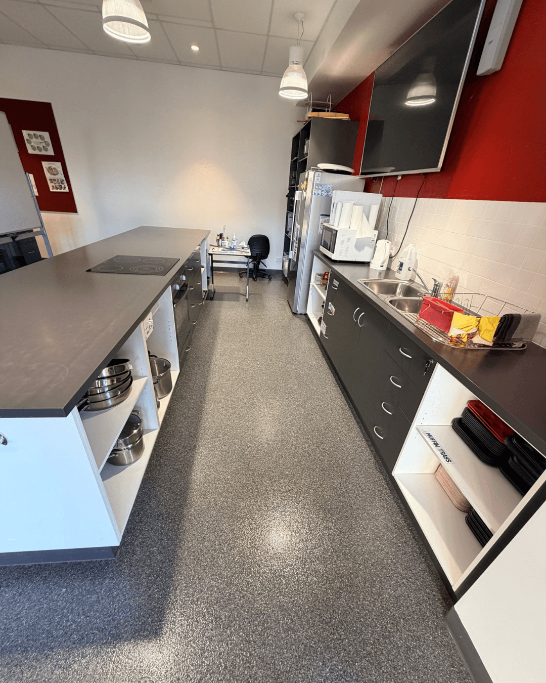 Professional Skill City cleaning team